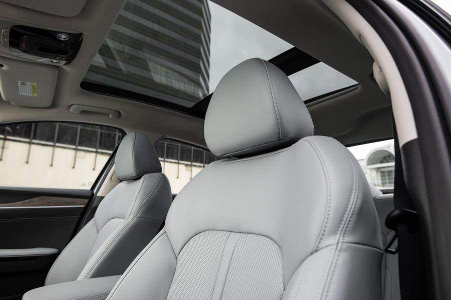 Интерьер Kia K5 EX 2020 года  (NA) (фото 17 из 41)